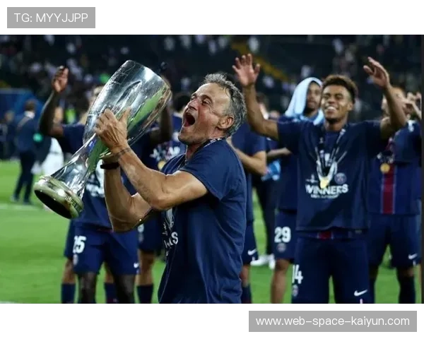 巴黎本赛季已输三场创恩里克时代纪录,霸主地位正面临严峻挑战 巴黎本赛季已输三场创恩里克时代纪录,霸主地位正面临严峻挑战